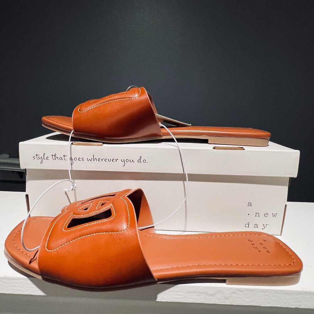 A New Day Tan Cutout Slide Sandals | Women’s Size 10 | New With Tags